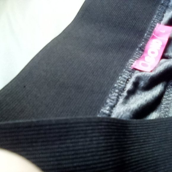 Pinstripe Soho leggingsl nwot - Picture 6 of 6